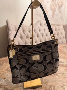 Coach Poppy Black and Brown Signature Jacquard Shoulder Bag